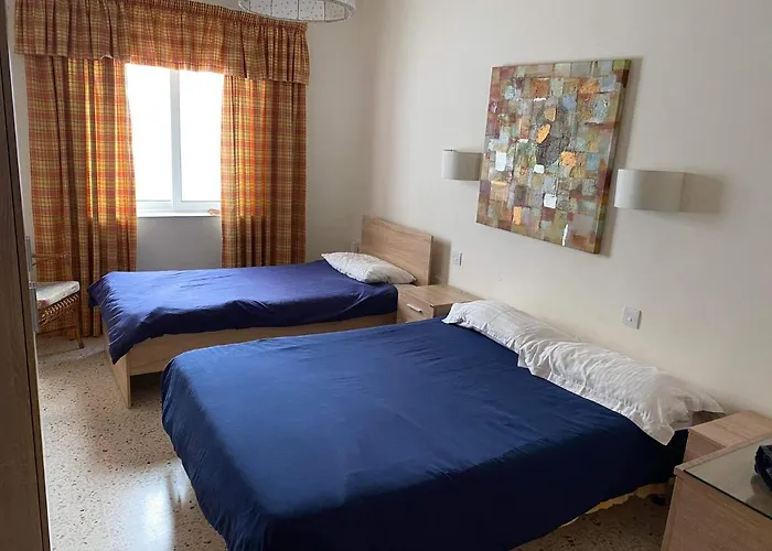 Side Seaview St Pauls Bay St Paul's Bay