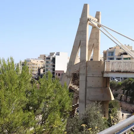 Side Seaview St Pauls Bay *